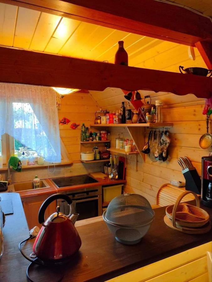 Domki U Bartka I Moni Villa Sasino Exteriör bild